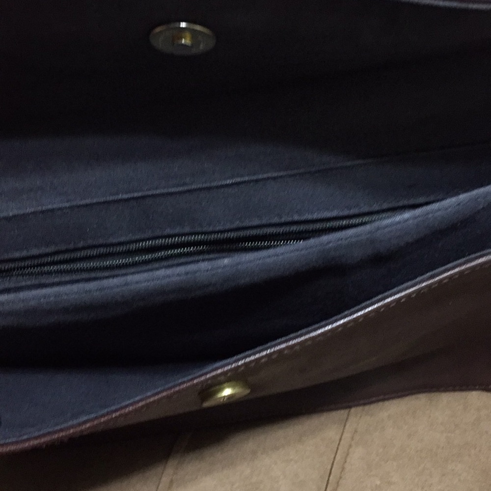 Purse - Picture 3 of 5